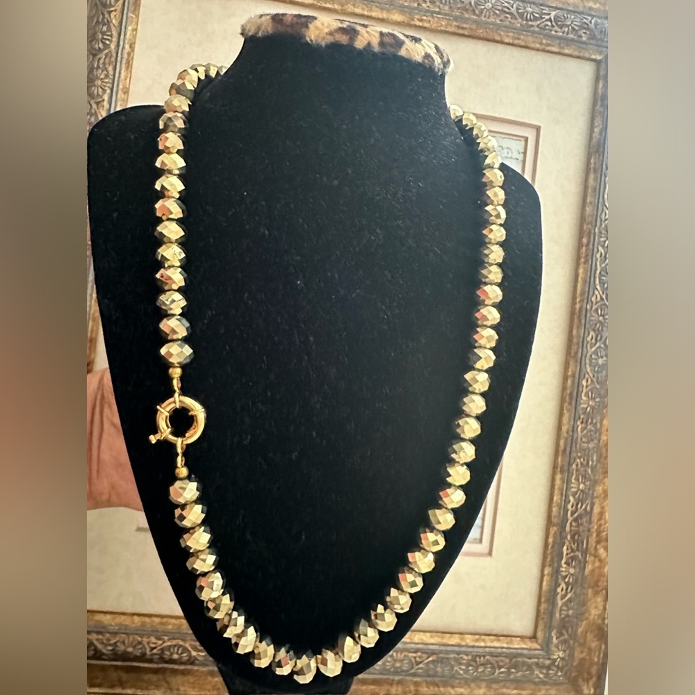 New Neacles. 🎁*Hand Crafted Jewelry | Women
Necklace( long 11in) gold